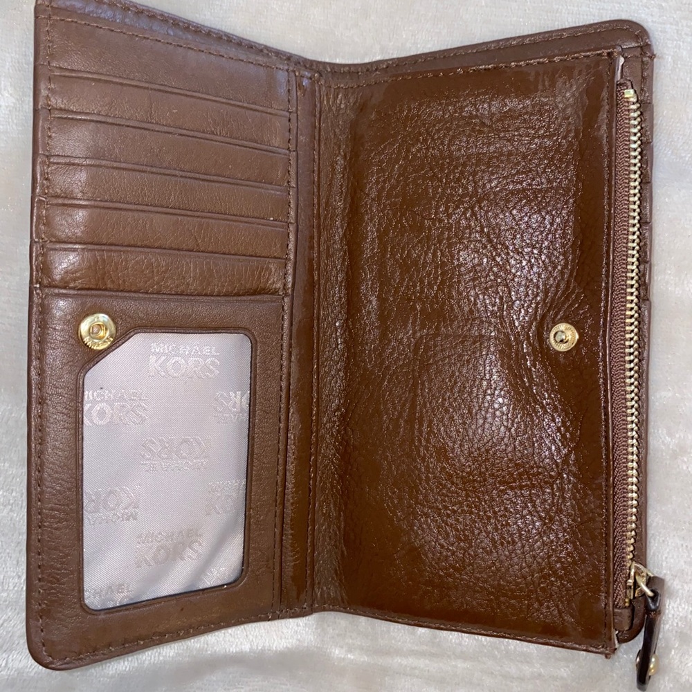 Authentic MK Wallets - Picture 4 of 5